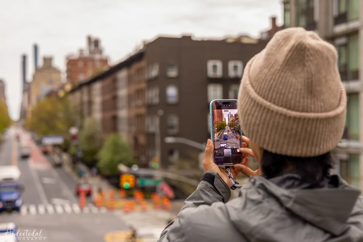 Still Frames from a Fast City